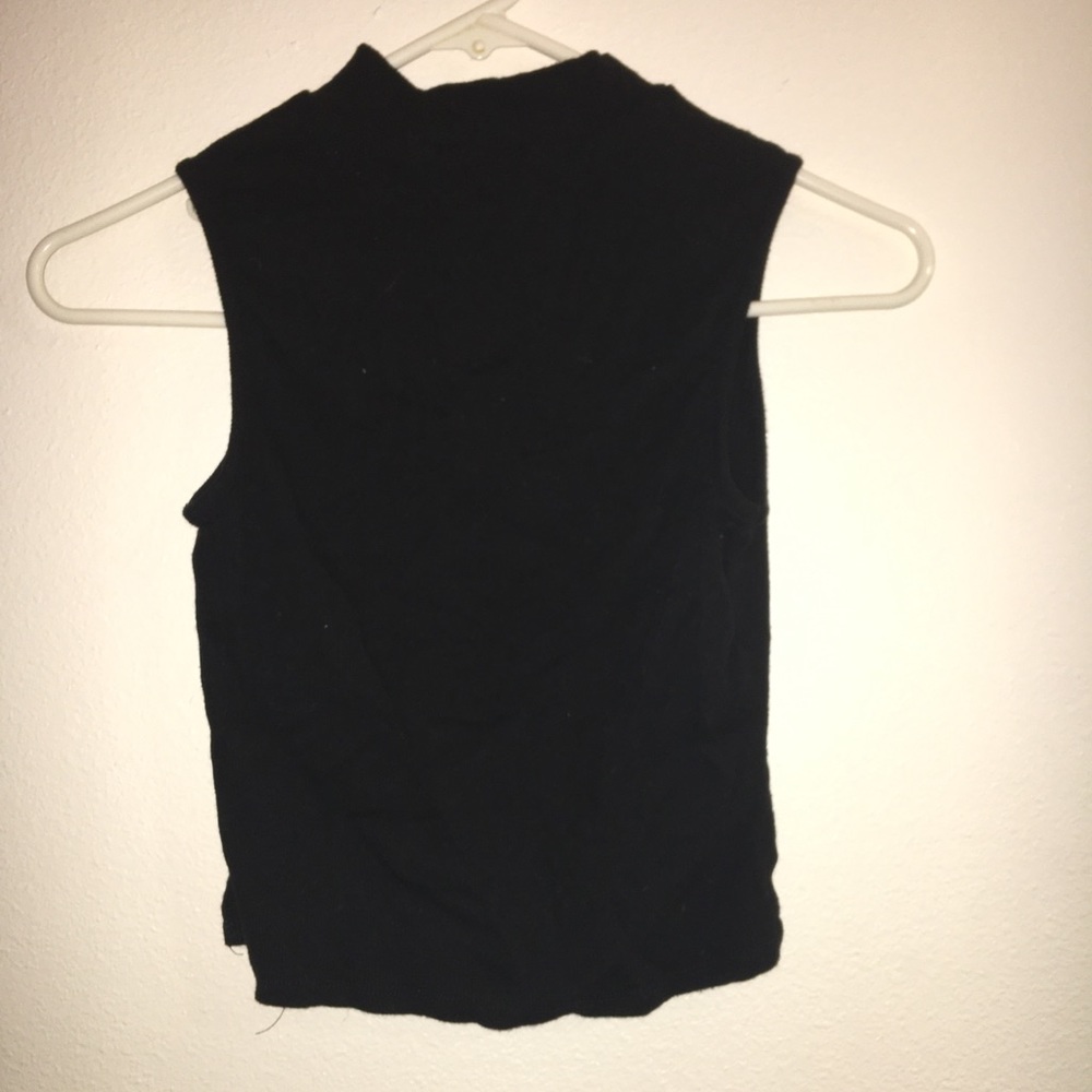 PacSun black sleeveless turtleneck